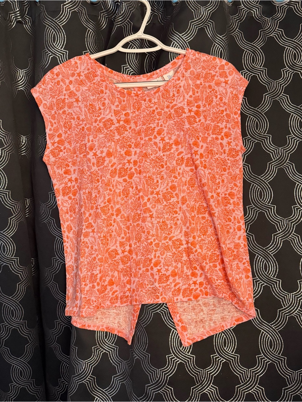 Sigrid Olsen Coral Floral Short-Sleeve Tee Minimalist and Aesthetic